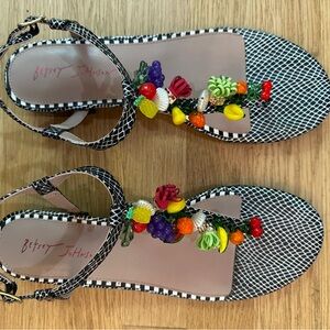 Betsey Johnson b&w fruit sandals, size 10